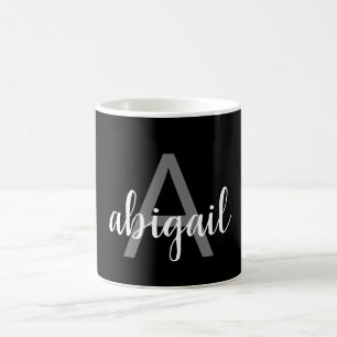Moderne schwarze silberne stilvolle Monogramm-Name Kaffeetasse
