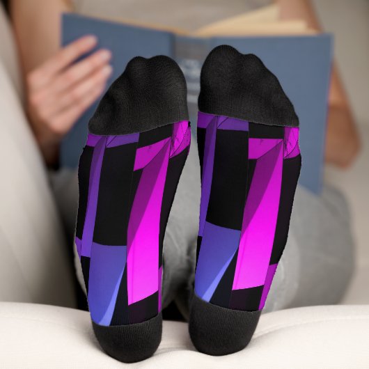 Moderne schwarze und graue Socken mit geometrische (Unterseite)