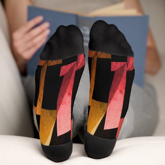 Moderne schwarze und graue Socken mit geometrische (Unterseite)