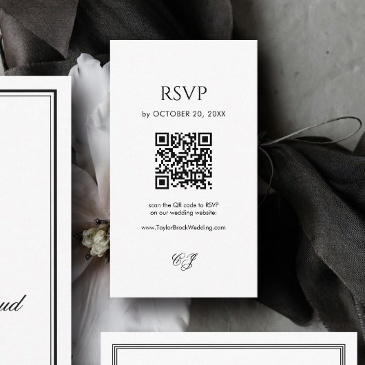Moderne schwarze und weiße Hochzeits-RSVP-QR-Code Begleitkarte