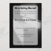 Moderne schwarze und weiße Schattenringe Verlobung Einladung (Vorderseite)