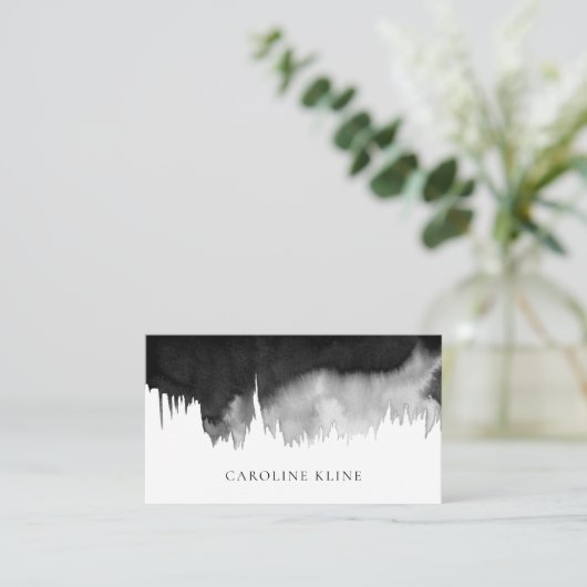 Moderne Schwarze Wasserfarbe Kunst Visitenkarte (Stehend Vorderseite)