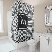 Moderne schwarze weiße verbundene Ringe Monogramm Duschvorhang (Beispiel)