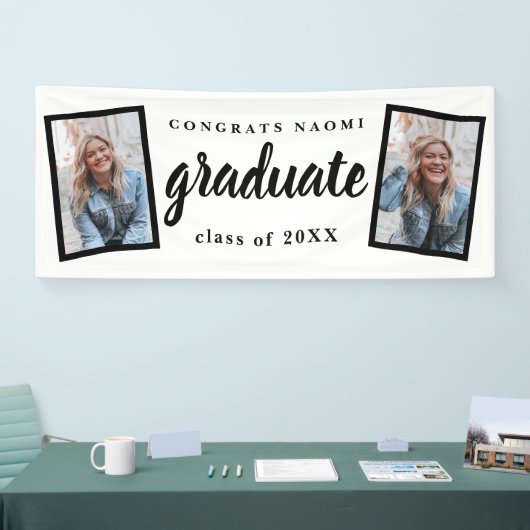 Moderne Script 2 Foto Graduation Party Banner (Messe)