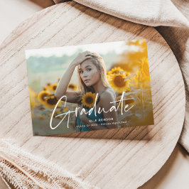 Moderne Script 2 Foto Graduation Party Einladung