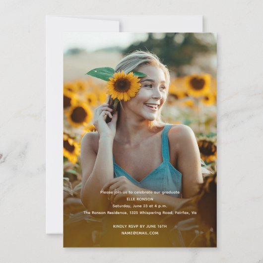 Moderne Script 2 Foto Graduation Party Einladung (Rückseite)