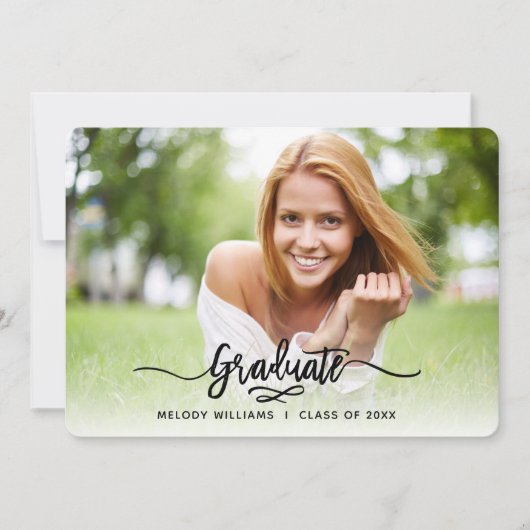 Moderne Script-2-Foto-Graduierungspartei mit Pinse Einladung (Vorderseite)