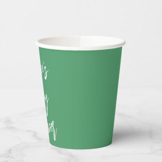 Moderne Script Baby Dusche Custom Kelly Green Pappbecher (Links)