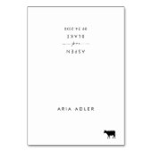 Moderne Script Beef Menü Name Hochzeit Platzkarten Tischnummer (Vorderseite)