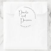 Moderne Script Brautparty Perlen und Prosecco Runder Aufkleber (Tasche)