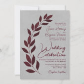 Moderne Script Burgundy Blätter auf der grauen Hoc Einladung (Vorderseite)