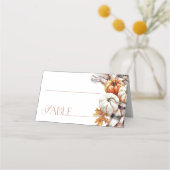 Moderne Script Cosy Fall Platzkarten Namenskarte (Vorderseite)