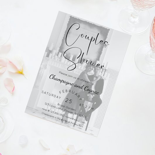 Moderne Script Couples Dusche Foto Einladung