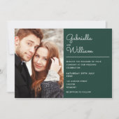 Moderne Script Emerald Green Foto Hochzeit Einladung (Vorderseite)