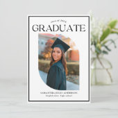 Moderne Script-Foto-Graduierungspartei Einladung (Stehend Vorderseite)