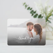 Moderne Script-Foto-Hochzeit Dankeskarte (Stehend Vorderseite)