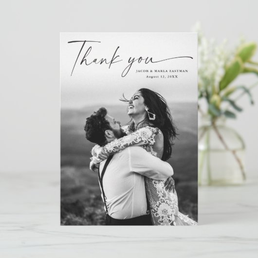 Moderne Script-Foto-Hochzeit Dankeskarte (Stehend Vorderseite)