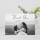 Moderne Script-Foto-Hochzeit Dankeskarte (Stehend Vorderseite)