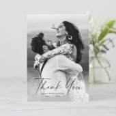 Moderne Script-Foto-Hochzeit Dankeskarte (Stehend Vorderseite)