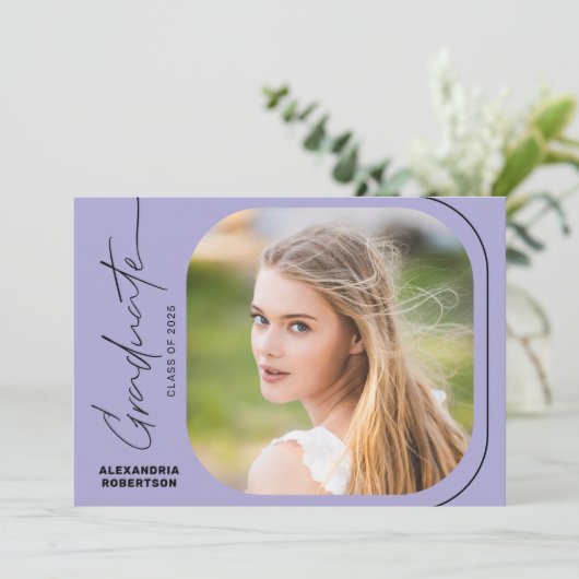 Moderne Script-Foto-Klasse der Graduation Party 20 Einladung (Stehend Vorderseite)