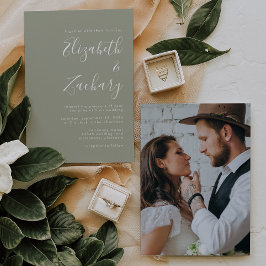 Moderne Script Foto Sage Green Wedding Einladung