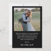 Moderne Script Heart Foto Collage Black Wedding Dankeskarte (Rückseite)