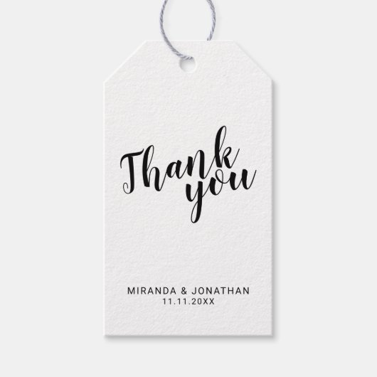 Moderne Script Kraft Paper Gastgeschenk Hochzeit V Geschenkanhänger (Vorderseite)