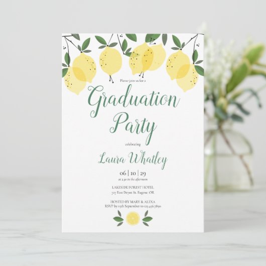 Moderne Script Lemons Greeneration Graduation Part Einladung (Stehend Vorderseite)