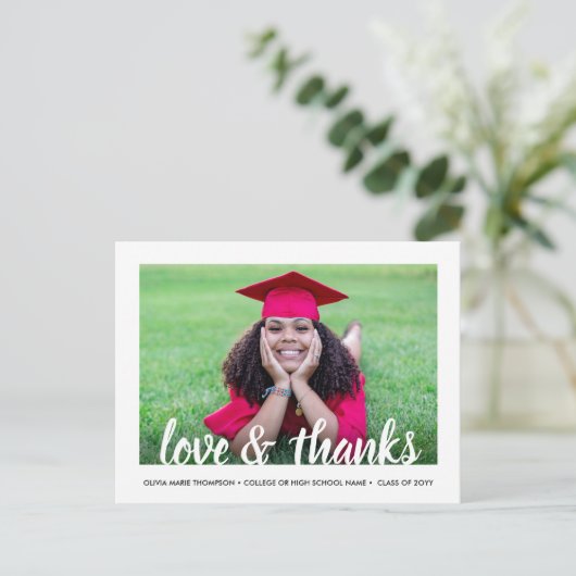 Moderne Script-Liebe & dank 2 Foto Abschluss Postkarte (Stehend Vorderseite)