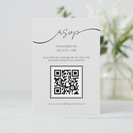 Moderne Script Light Gray QR Code Wedding RSVP Car Begleitkarte (Stehend Vorderseite)