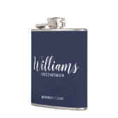 Moderne Script Navy Personalisierte Trauzeuge Flachmann (Links)
