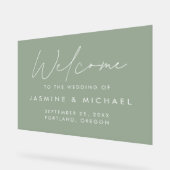 Moderne Script Sage Green Wedding Willkommen Acrylschild (Winkel)