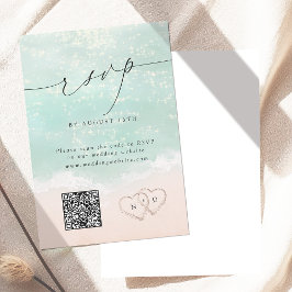 Moderne Script Sand Herz QR Code Beach Hochzeit RSVP Karte