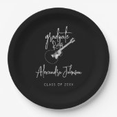 Moderne Script Trendy Guitar Graduation Party Pappteller (Vorderseite)