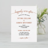 Moderne Script Typografy Rose Gold Wedding Folieneinladung (Stehend vorne)