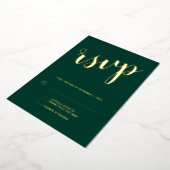 Moderne Script Wedding RSVP Smarald und Gold Folieneinladung (Gedreht)