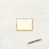 Moderne Senfrosa Rand personalisierter Name Post-it Klebezettel (Auf Schreibtisch)