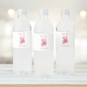 Moderne Sie sind flammende Schönheit Rosa Flamingo Wasserflaschenetikett