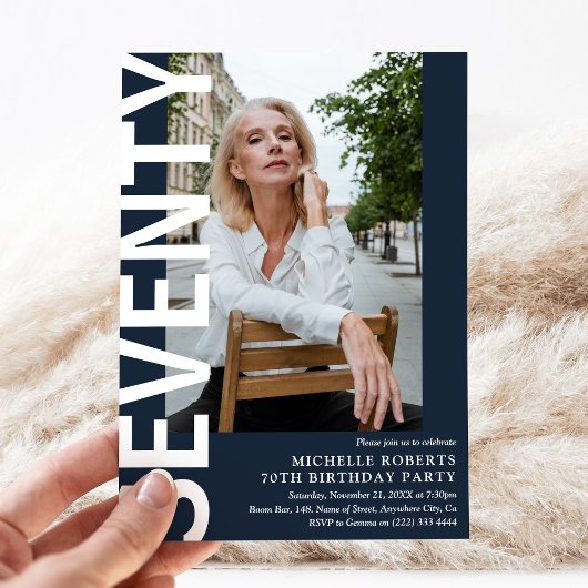 Moderne siebzigste Geburtstagsparty im Foto Einladung