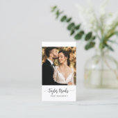 Moderne Signatur Eleganter Script-Fotograf Visitenkarte (Stehend Vorderseite)