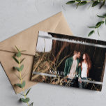 Moderne Silberhochzeit rettet das Datum Save The Date<br><div class="desc">Einfache moderne Hochzeit Speichern Sie das Datum personalisierte Fotokarten. Für eine erweiterte Anpassung dieses Designs klicken Sie bitte auf den Button "Anpassen"! Auf Anfrage können Sie auch passende Objekte und weitere Farboptionen auswählen.</div>