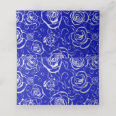Moderne Silberne Rose auf Royal Blue Platzkarte (Innenseite Aufgefaltet)