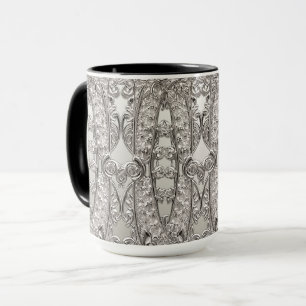 Moderne silberverzierte Tasse