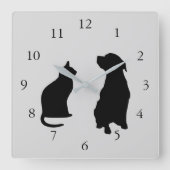 Moderne Silhouetten von Hunden mit grauem Hintergr Quadratische Wanduhr (Vorderseite)