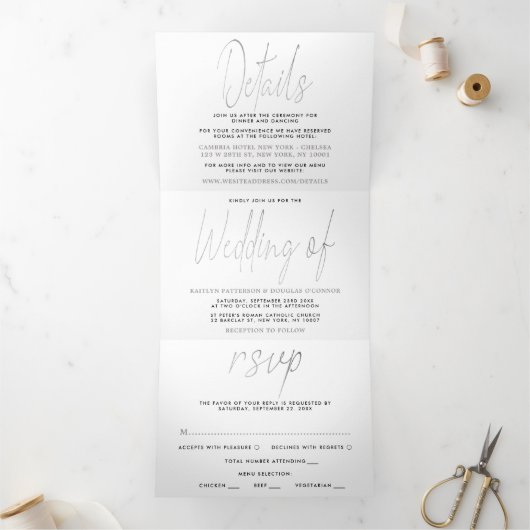 Moderne Silver Foil Script Wedding Suite Dreifach Gefaltete Einladung (Innenseite)