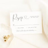 Moderne Silver Heart Calligraphy Script Wedding RSVP Karte