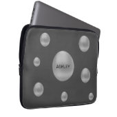 Moderne Silver Polka Dots auf Grau Laptopschutzhülle (Vorne Rechts)