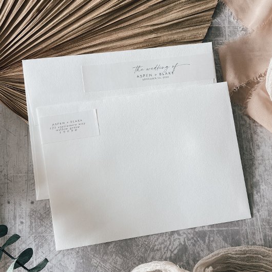 Moderne Silver Script Wedding