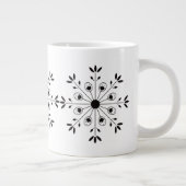 Moderne skandinavische Weihnachtsschneeflocke Jumbo-Tasse (Rechts)