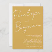 Moderne Skripthandschrift Dusty Yellow Wedding Einladung (Vorderseite)